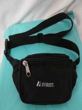 EVEREST Black Signature Waist Pack Fanny Pack Belt Bag - Size OS one size